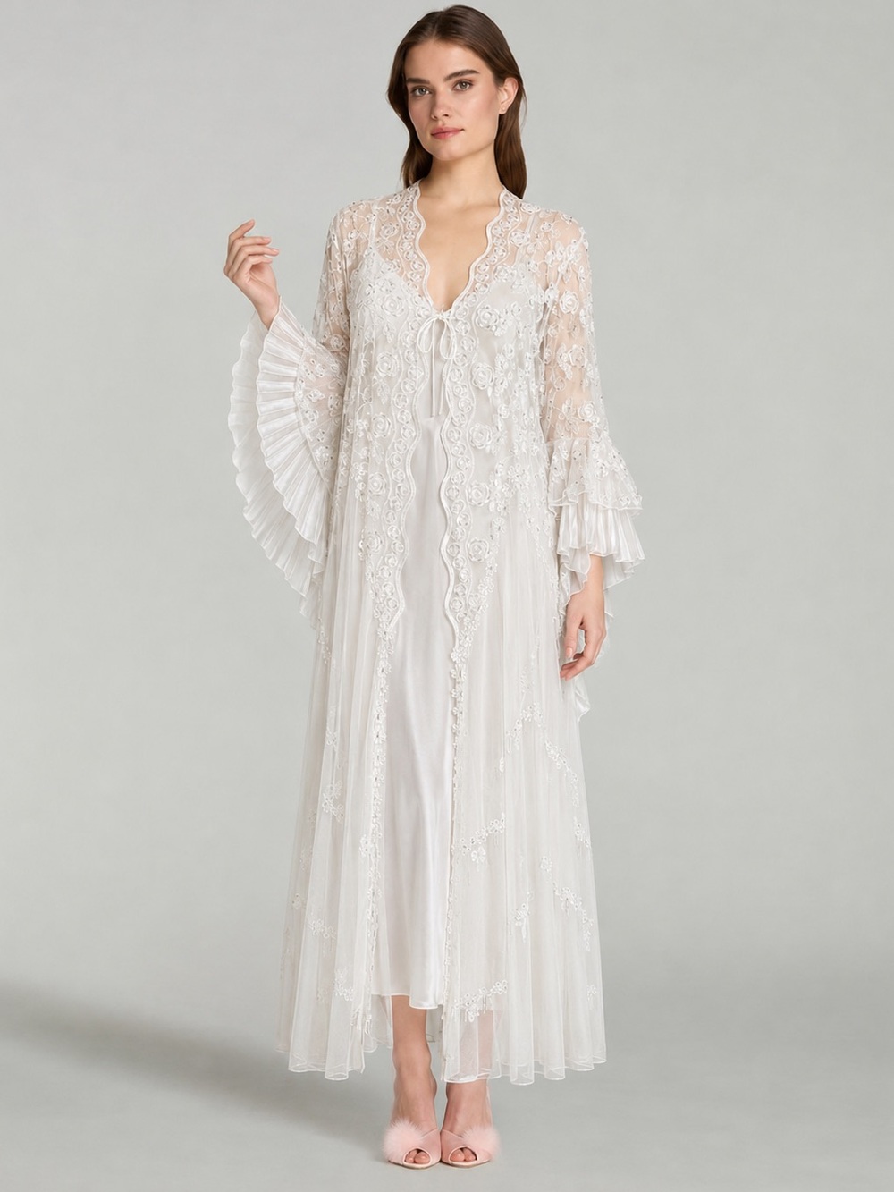 Satin & Lace Bridal Peignoir Set - New
Sz Small